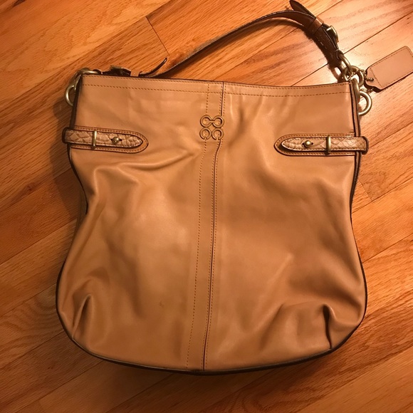 Coach Handbags - Coach Purse